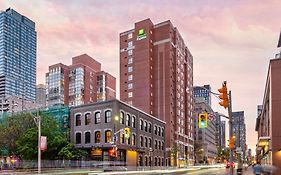 Holiday Inn Express Toronto Downtown By Ihg
